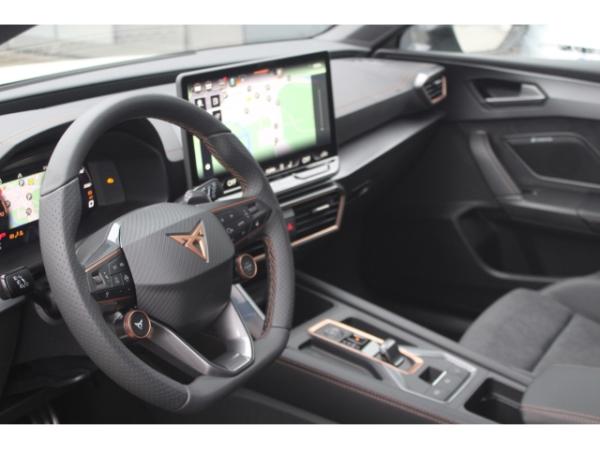 Cupra Leon Sportstourer 1.5 TSI DSG e-Hybrid VZ AHK LED EL.SITZ DCC KAMERA 19