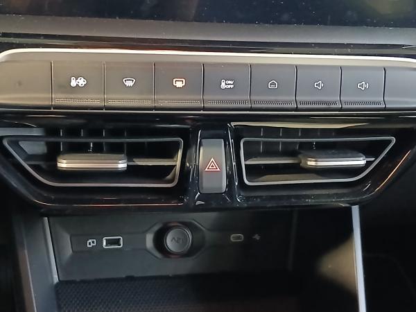 MG MG3 3 Luxury Voll-Hybrid Gültig nur alsFinanzierung