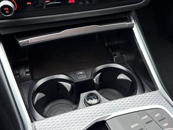 BMW 330 d xDrive M Sport //Stop&Go Anhängerkupplung