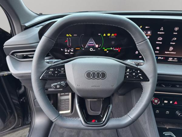 Audi Q5 SUV edition one mit Akzenten mythosschwarz e-hybrid quattro S tronic