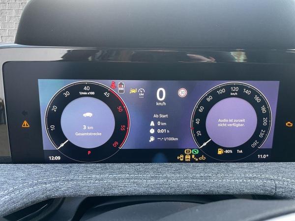 Skoda Superb Combi Selection 4x4 DSG/AHK/Navi/Winter/sofort Verfügbar