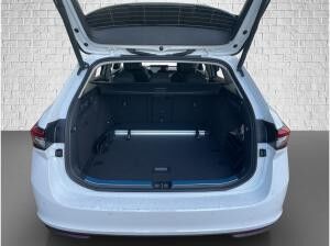 Skoda Superb Combi Selection 4x4 DSG/AHK/Navi/Winter/sofort Verfügbar