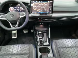 Volkswagen Golf VIII R-Line 1.5 eTSI DSG
