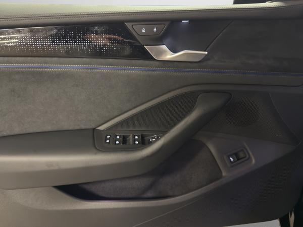 Volkswagen Passat R-Line 2.0 TDI DSG WKR NAVI IQ SITZHZ