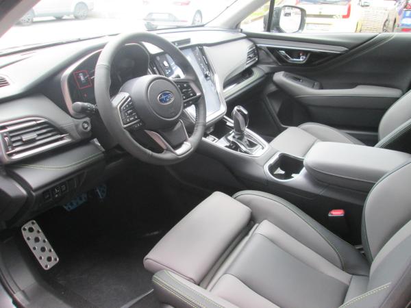 Subaru OUTBACK Exclusive Cross