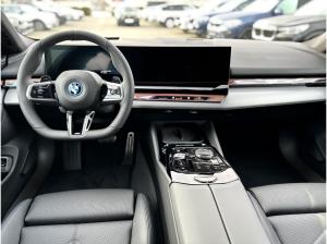 BMW 530 e Touring M Sport Pro Head-Up HK HiFi DAB