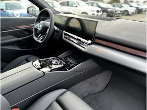 BMW 530 e Touring M Sport Pro Head-Up HK HiFi DAB