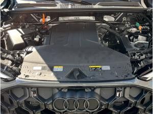 Audi Q5 e-hybrid quattro S tronic Pano AHK Audi Q5 e-hybrid quattro S tronic Pano AHK