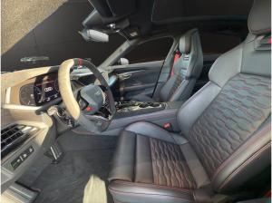 Audi RS e-tron GT Laserlicht / HuD / Assistenzpaket pro / Sitzbelüftung & Massage