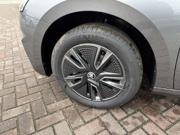 Skoda Fabia Tour 1,0 TSI 85 kW 7-Gang-DSG**AKTION**