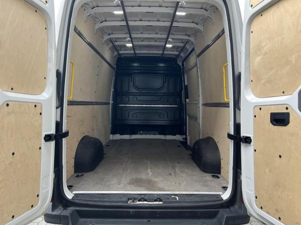 Volkswagen Crafter 35 2.0 TDI HD MR NAVI+KLIMA Klima