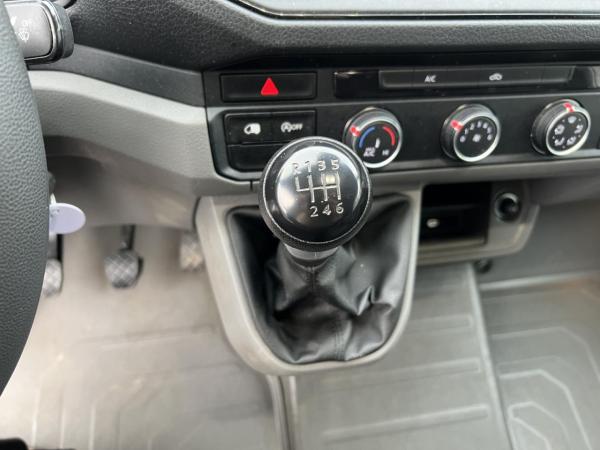 Volkswagen Crafter 35 2.0 TDI HD MR NAVI+KLIMA Klima