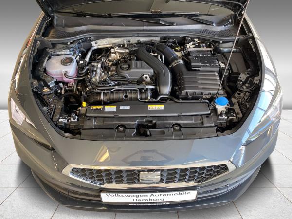 Seat Leon 1.5 eTSI Road Edition DSG ACC Kamera Navi