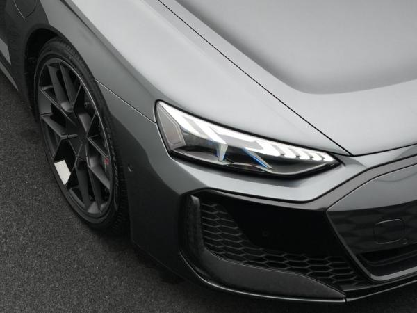 Audi RS e-tron GT performance *Opt. Carbon*21''