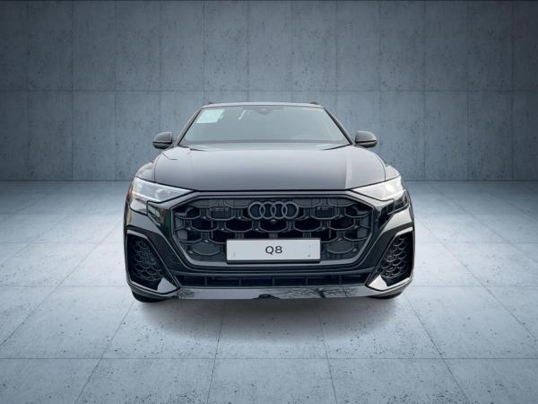 Audi Q8 SUV S line business TFSI e qu tiptr PANO 23