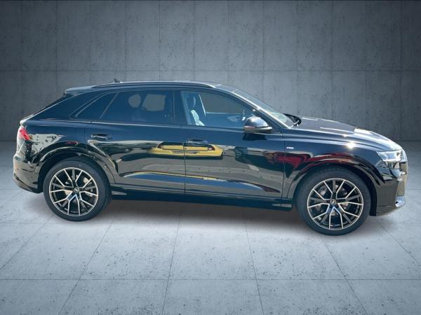 Audi Q8 SUV 50 TDI qu. tiptr. Laser Luft Stdhzg PANO