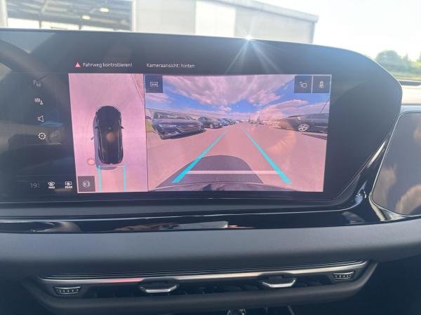 Audi A6 Avant TFSI S tr. S line Matrix 360° elHeck