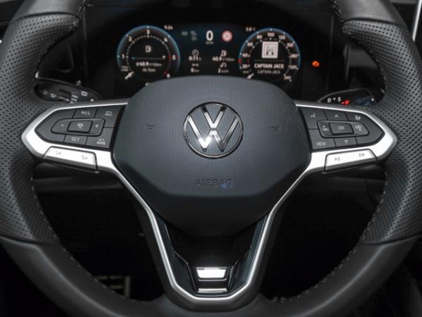 Volkswagen Tiguan R-Line 2.0 TDI 4M DSG AHK Navi Pano IQ.Light