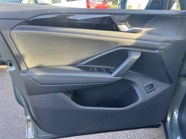 Volkswagen Tiguan 2.0 TSI DSG 4M R-Line AHK+PANO+STDHZ+WR++