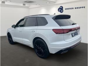 Volkswagen Touareg 3.0TDI 4M R-Line AHK+HUD+PANO+STHZ+20"++ Volkswagen Touareg 3.0TDI 4M R-Line AHK+HUD+PANO+STHZ+20"++