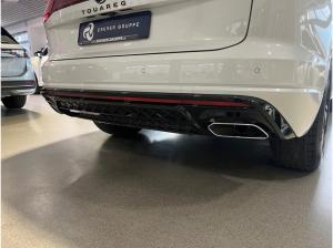 Volkswagen Touareg 3.0TDI 4M R-Line AHK+HUD+PANO+STHZ+20"++ Volkswagen Touareg 3.0TDI 4M R-Line AHK+HUD+PANO+STHZ+20"++