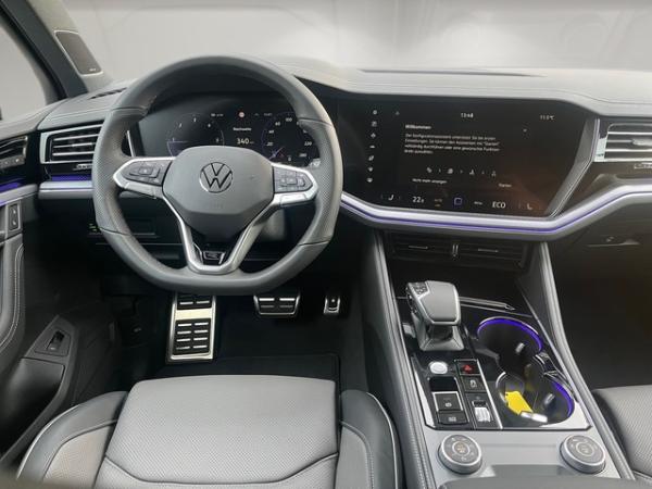 Volkswagen Touareg 3.0TDI 4M R-Line AHK+HUD+PANO+STHZ+20"++ Volkswagen Touareg 3.0TDI 4M R-Line AHK+HUD+PANO+STHZ+20"++