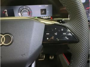 Audi Q3 TDI S tronic 2xS LINE/LED/TECH-PLUS/NAVI/KAM