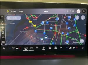 Audi Q3 TDI S tronic 2xS LINE/LED/TECH-PLUS/NAVI/KAM