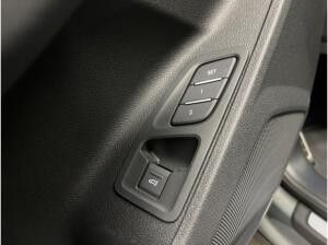 Audi Q3 Sportback S line 35 TDI S tr. RFK NAVI MATRIX