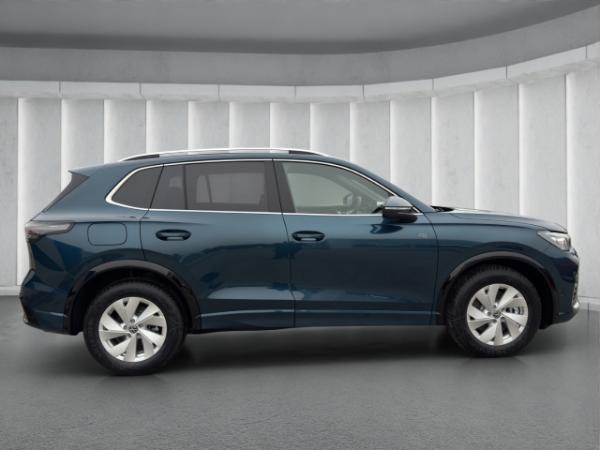 Volkswagen Tiguan R-Line 2.0TDI DSG WINTERRÄDER!,NAVI,IQ-DRIVE