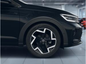 Volkswagen Taigo R-Line 1,5 TSI OPF (150 PS) DSG*AHK*ACC*NAVI*GANZJAHRESREIFEN*GEWERBE