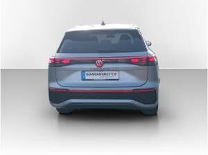 Volkswagen Tayron R-Line 2.0 TDI 193 PS *BLACK STYLE*MATRIX*NAV*AHK*HEAD UP*70.110€