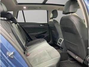 Volkswagen Golf VIII Variant Style (AHK.Kamera.Pano.LED.Navi) 1.5 eTSI DSG