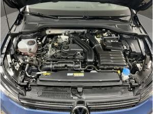 Volkswagen Golf VIII Variant Style (AHK.Kamera.Pano.LED.Navi) 1.5 eTSI DSG