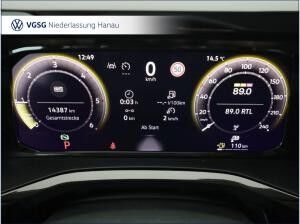 Volkswagen Multivan Life Edition 7 Sitze Vis-a-Vis Navi PDC