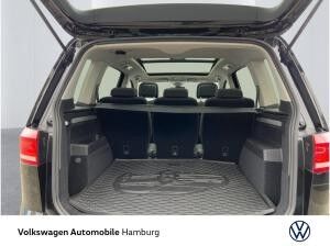 Volkswagen Touran 1.5 TSI DSG Panoramadach Sitzheizung PDC