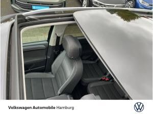 Volkswagen Touran 1.5 TSI DSG Panoramadach Sitzheizung PDC