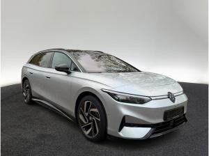 Volkswagen ID.7 Tourer Pro Navi AHK Wärmep. ACC Panorama