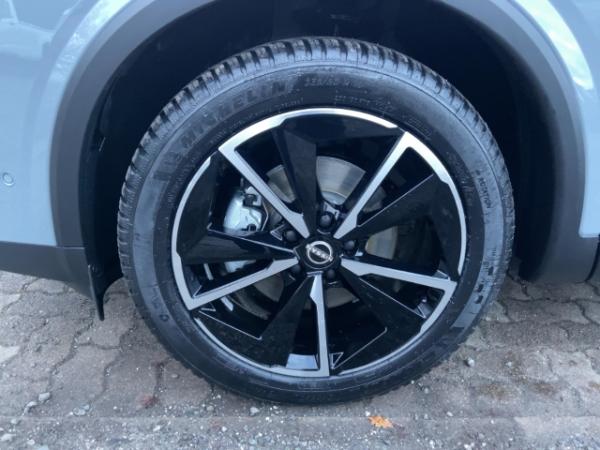 Nissan Qashqai N-WAY 205PS Automatik Winter/HUD/AVM/Navi