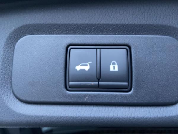 Nissan Qashqai N-WAY 205PS Automatik Winter/HUD/AVM/Navi