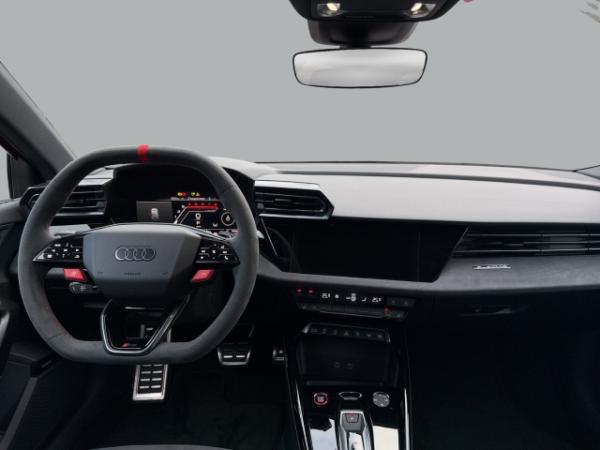 Audi RS3 SPORTBACK 2.5 TFSI MATRIX-LED+PANO+SONOS+NAVI