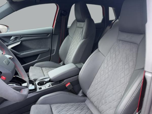 Audi RS3 SPORTBACK 2.5 TFSI MATRIX-LED+PANO+SONOS+NAVI