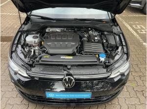 Volkswagen Golf VIII R-Line 2.0 TSI DSG ACC/KAMERA/LED