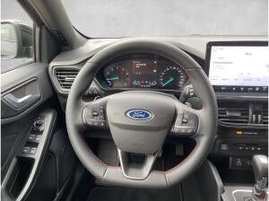 Ford Focus ST-Line Turnier Automatik Bluetooth/Navi LED