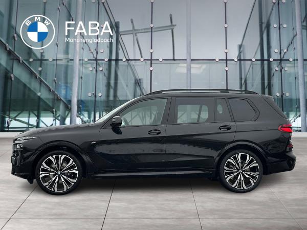 BMW X7 xDrive40d M Sport Pro B&W Surround AHK RFK