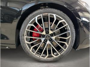 Audi A6 Avant e-hybrid quattro S tronic Matrix