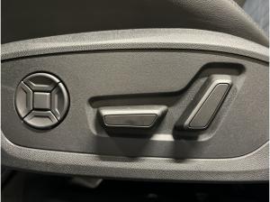 Audi A6 Avant e-hybrid quattro S tronic Matrix