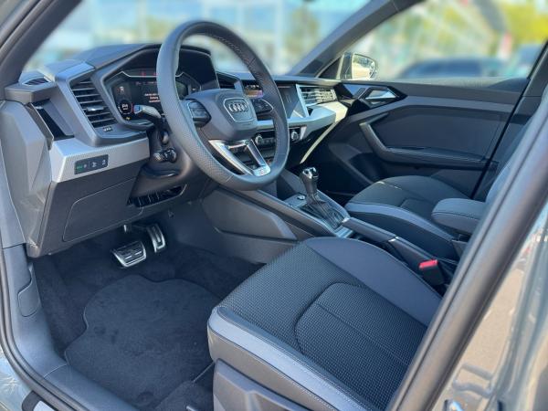Audi A1 Sportback advanced 30 TFSI S tronic S Line,LM