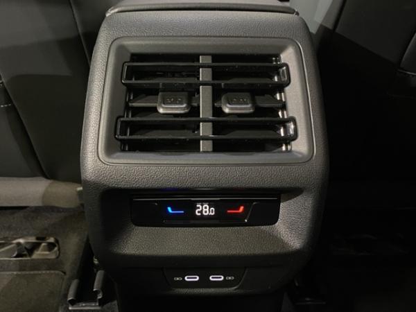 Volkswagen Tiguan III Elegance 1.5 eTSI DSG KLIMA LED NAVI