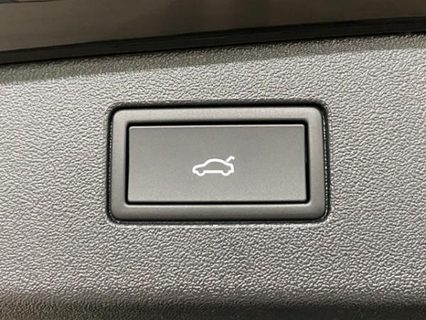 Volkswagen Tiguan III Elegance 1.5 eTSI DSG KLIMA LED NAVI